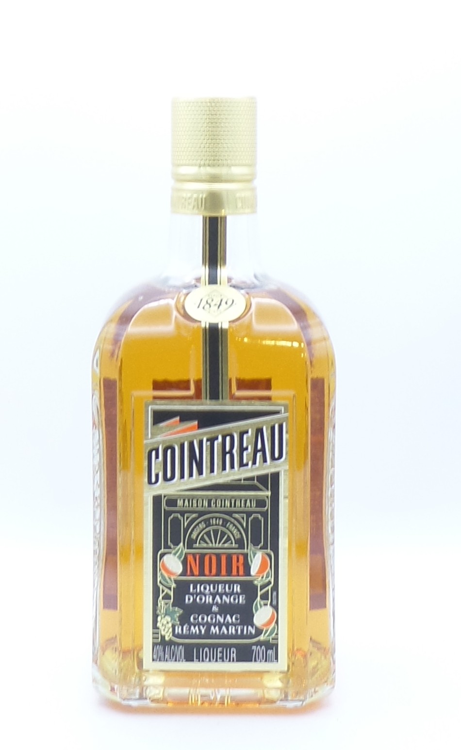 cointreau noir liqueur d'oranges et cognac rémy martin